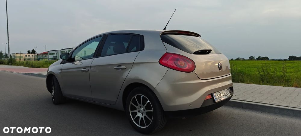 Fiat Bravo 1.4 T-JET 16V Dynamic - 5