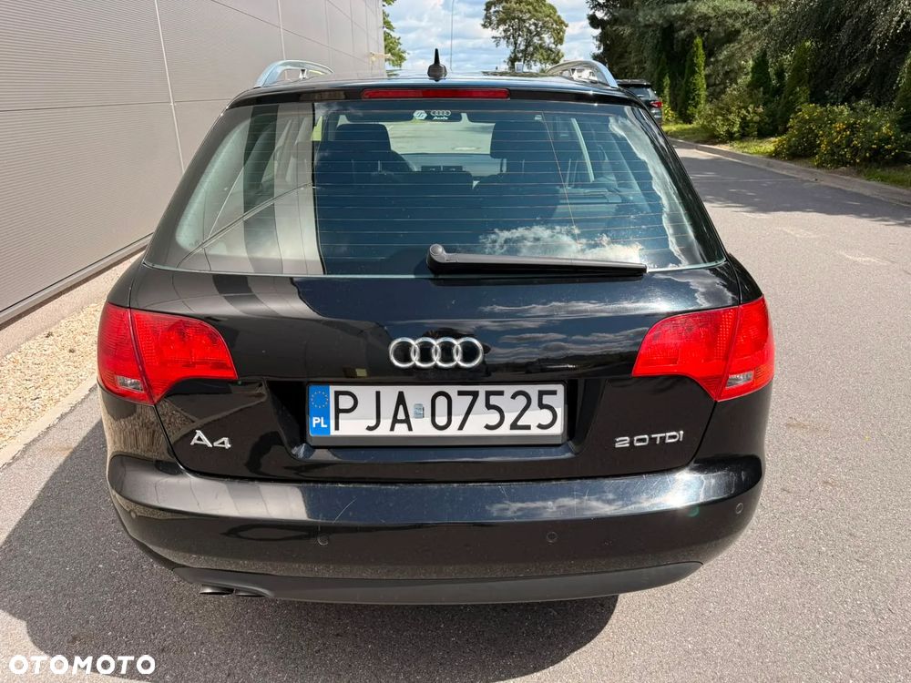 Audi A4 Avant 2.0 TDI - 14