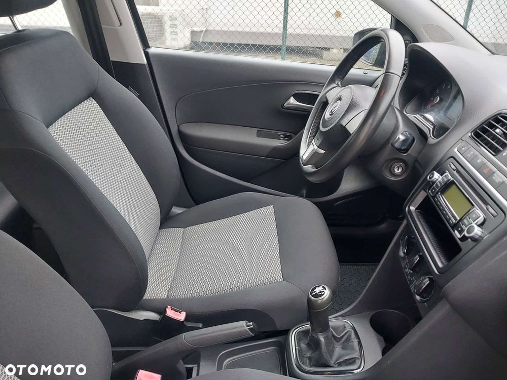 Volkswagen Polo 1.2 Comfortline - 16