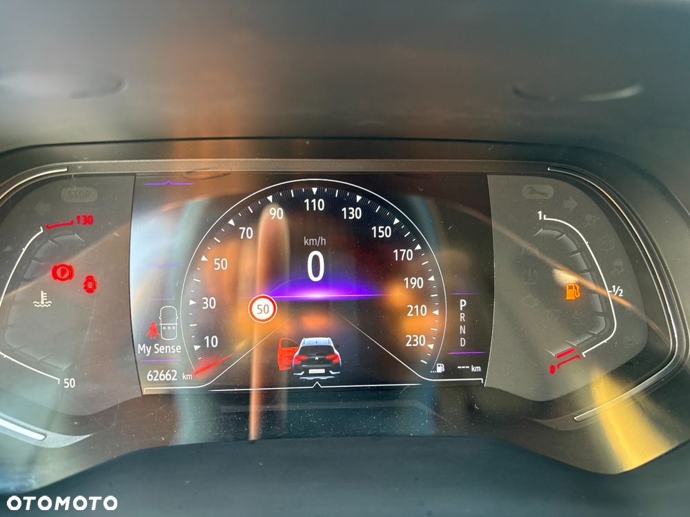 Renault Captur - 16
