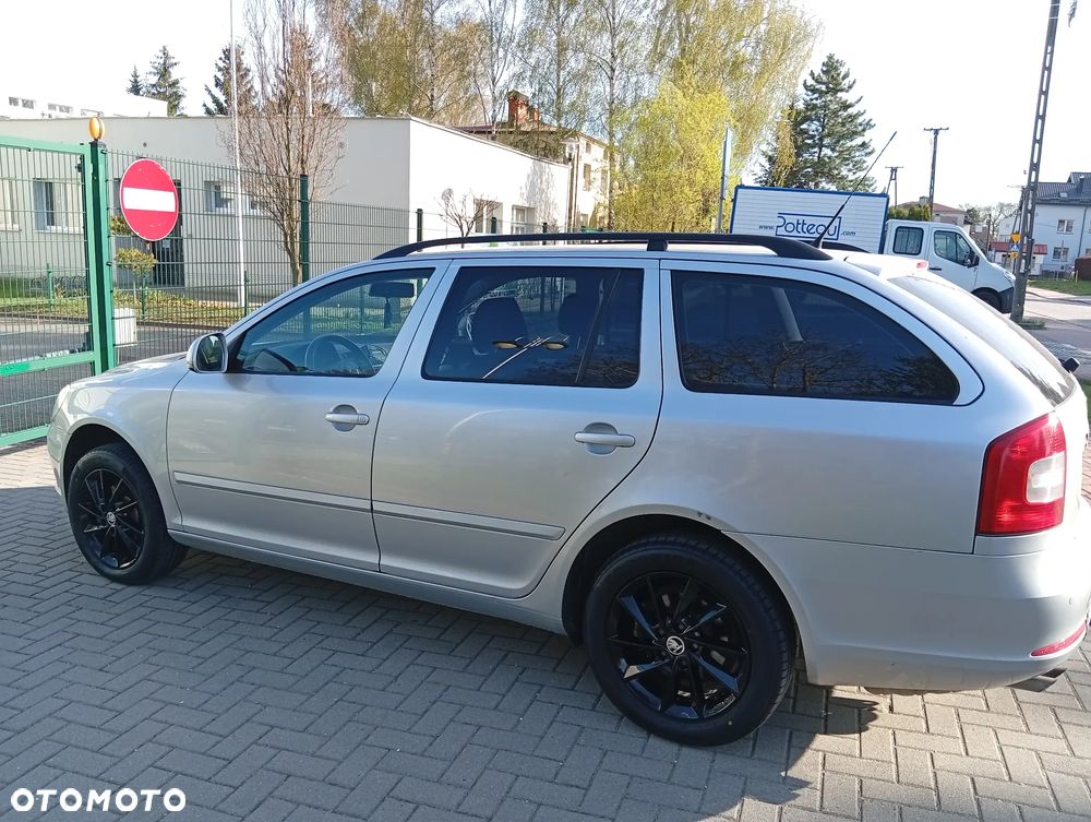 Skoda Octavia 1.6 TDI 4x4 Ambition - 5
