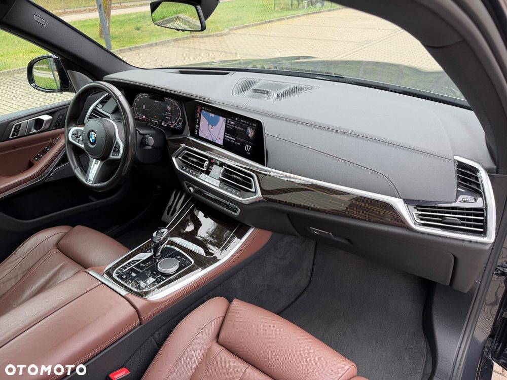 BMW X5 xDrive45e - 25