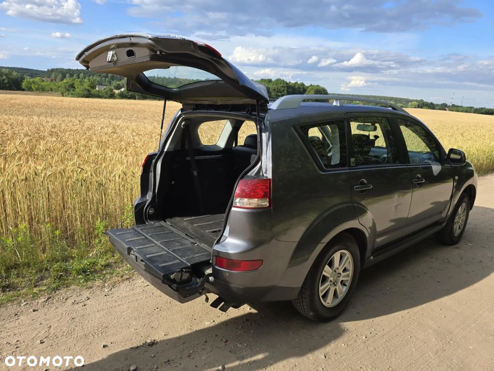 Citroën C-Crosser 2.2 HDi Exclusive - 9