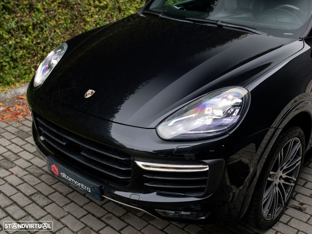 Porsche Cayenne Turbo Tiptronic S - 7