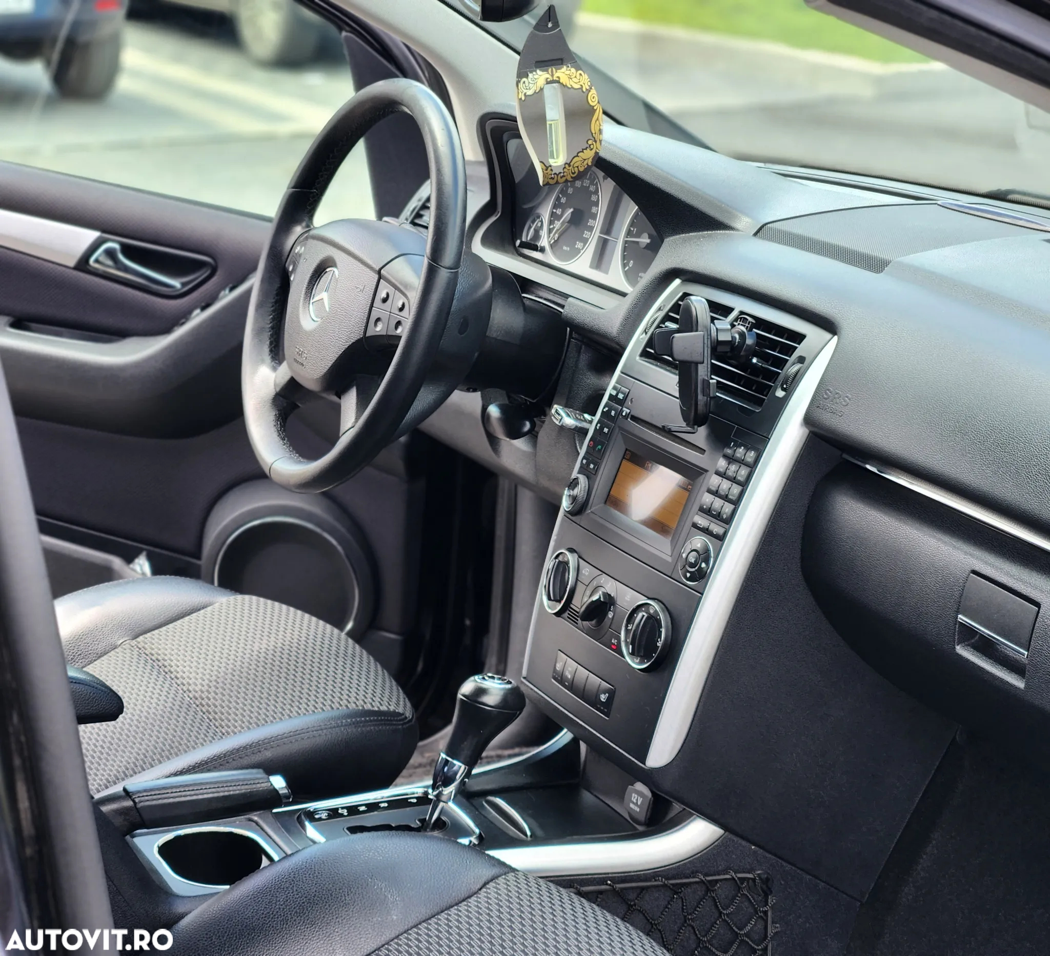 Mercedes-Benz B 200 CDI DPF Autotronic Grand Edition - 8