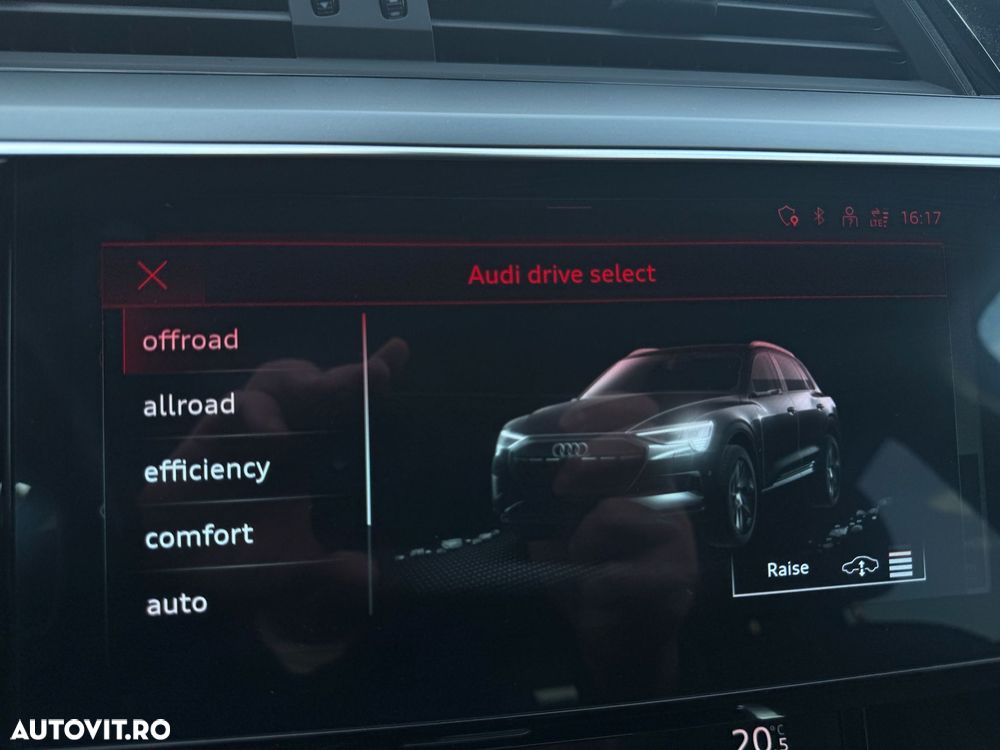 Audi e-tron quattro S - 16