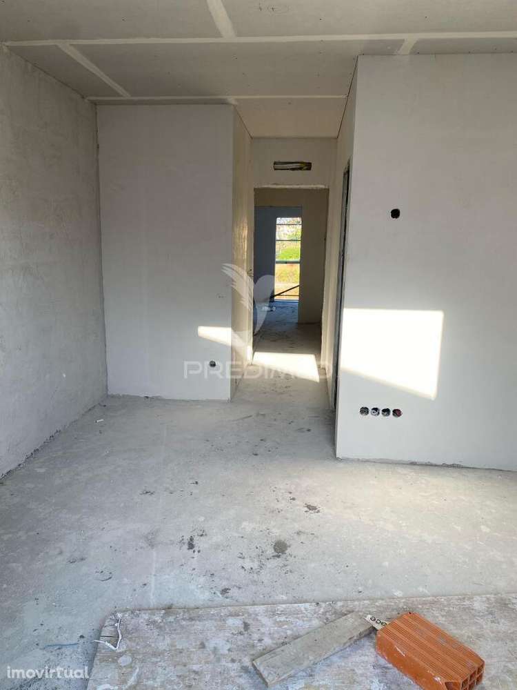 MORADIA T2 + 1 - OPORTUNIDADE DA SUA VIDA - Grande imagem: 2/8