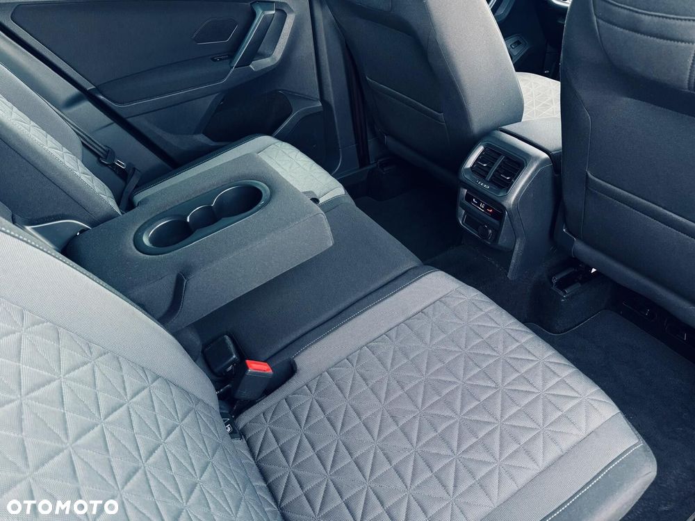 Volkswagen Tiguan - 20