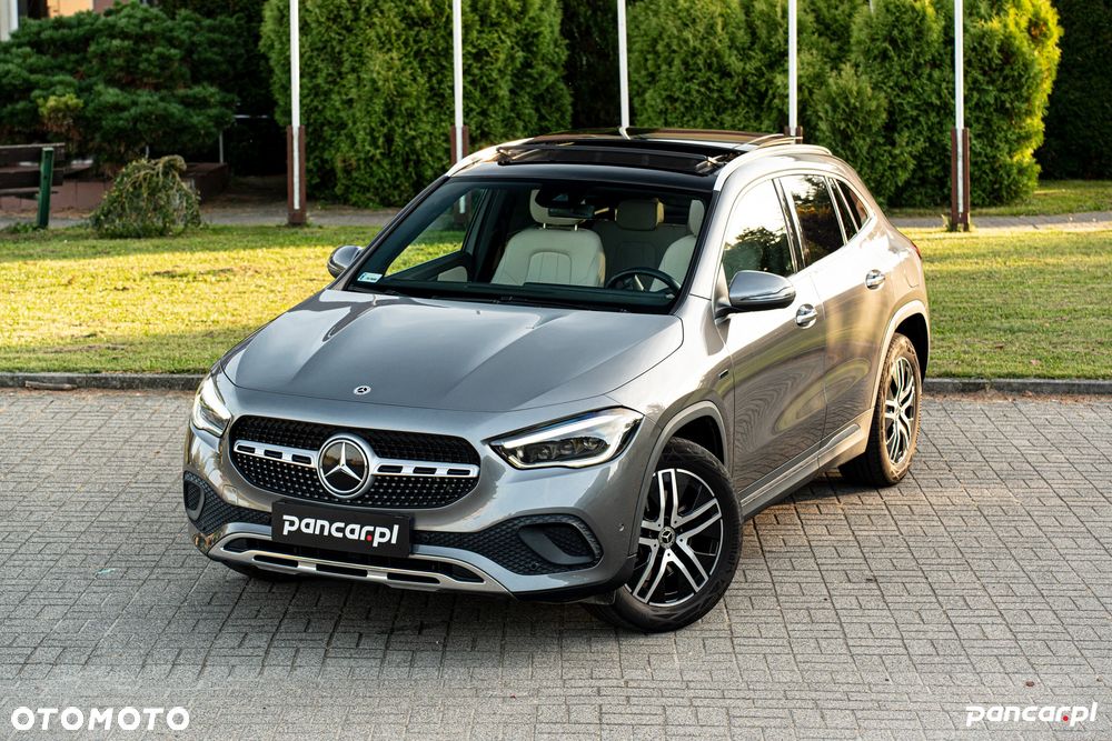 Mercedes-Benz GLA 250e Progressive - 40