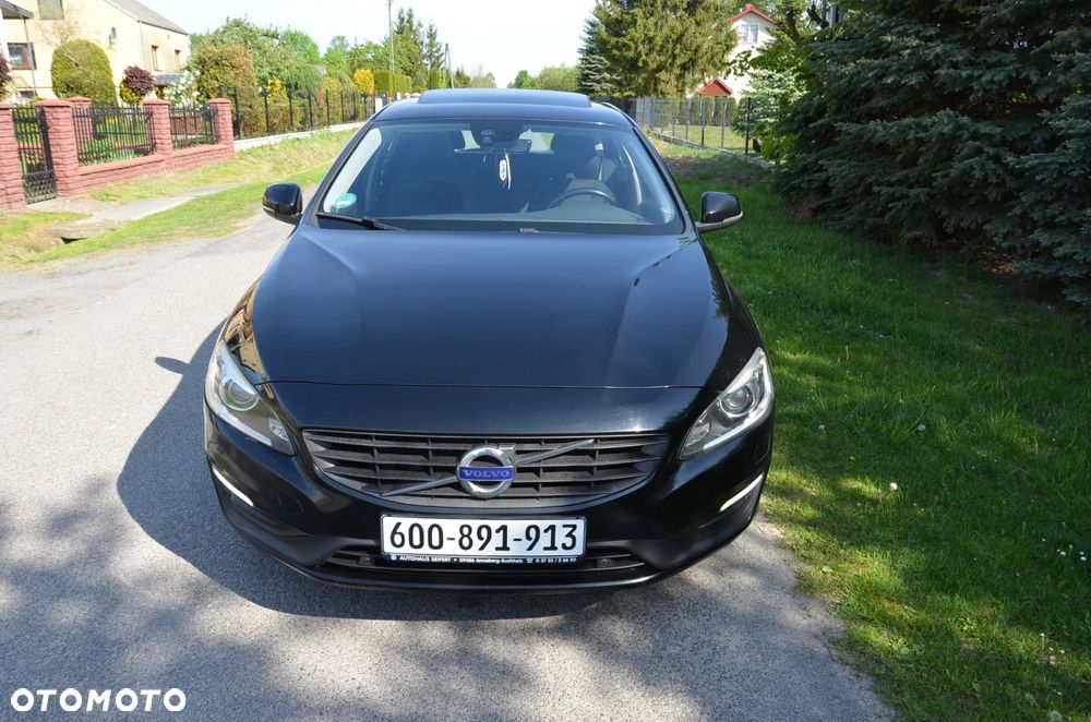 Volvo V60 D4 Geartronic Momentum - 6