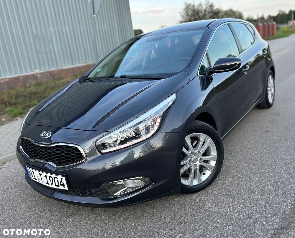 Kia Ceed 1.6 CRDi 128 Spirit - 1