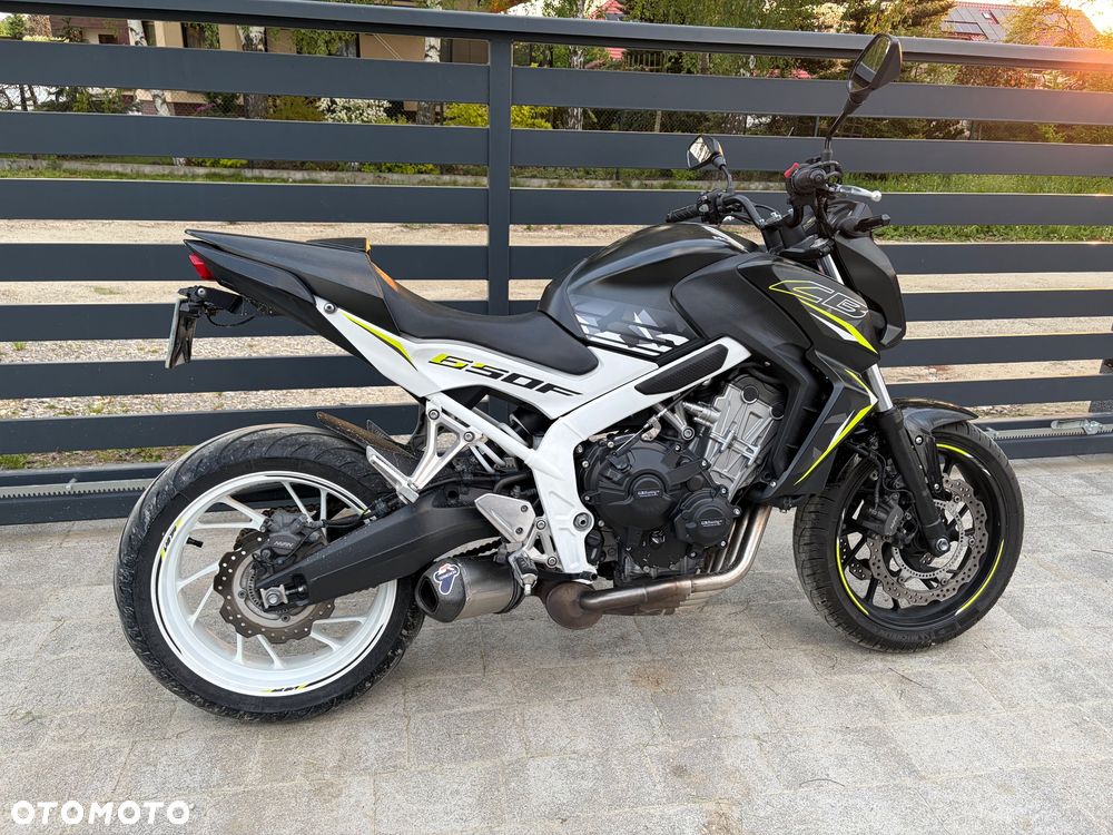 Honda CB - 3