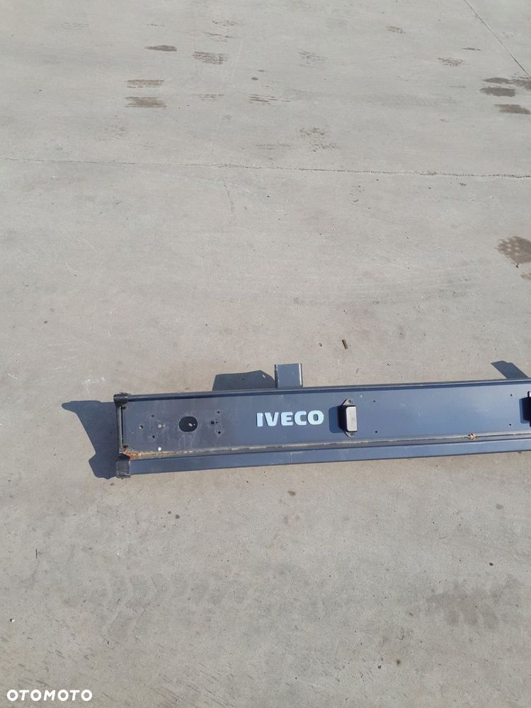 ZDERZAK TYLNY BELKA TYŁ WZMOCNIENIE IVECO DAILY IVECO OE 1999-2024 213 CM - 2