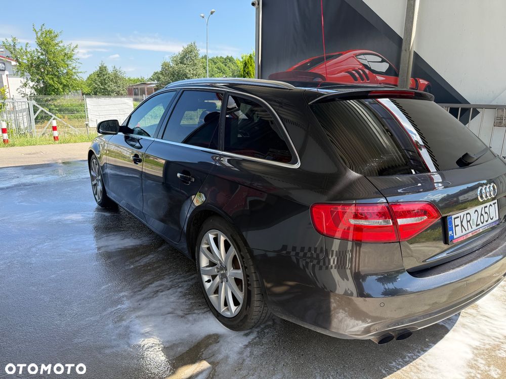Audi A4 Avant 2.0 TDI - 12