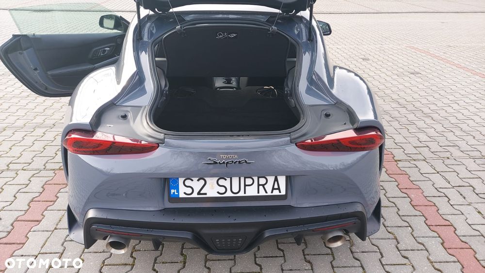 Toyota Supra 3.0 Turbo Executive - 9