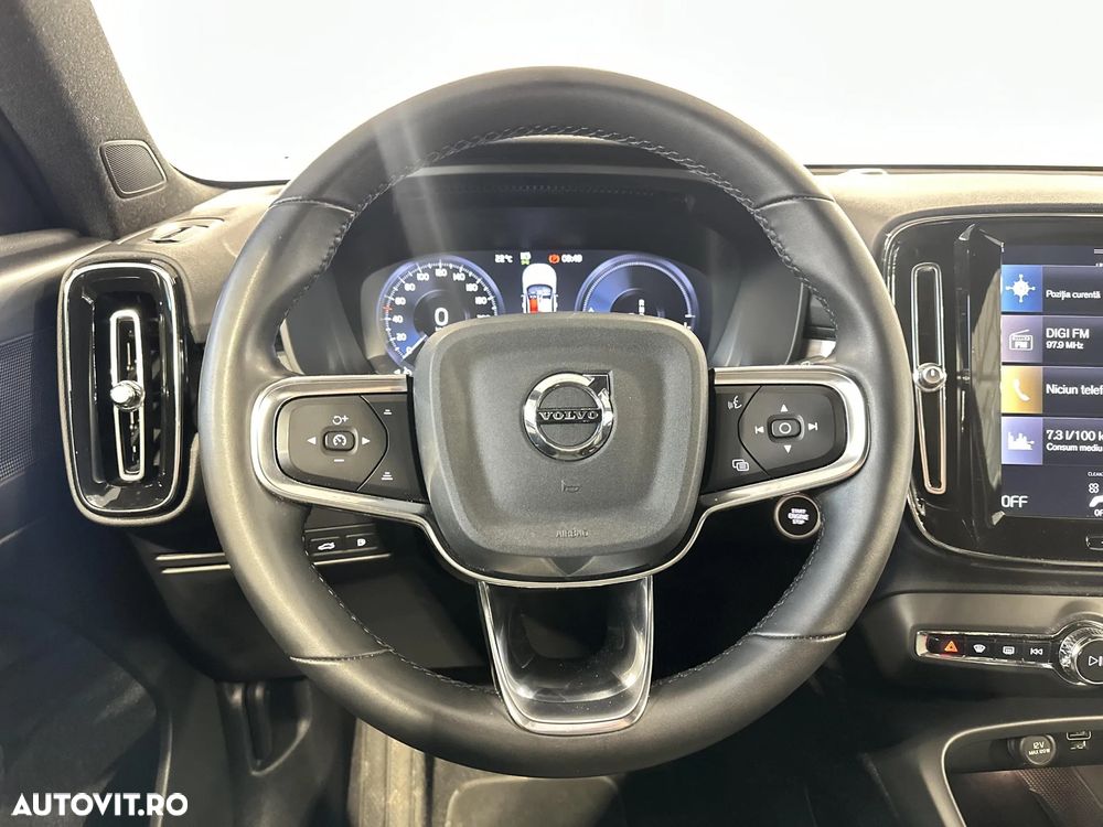 Volvo XC 40 T4 Recharge DKG Core - 16