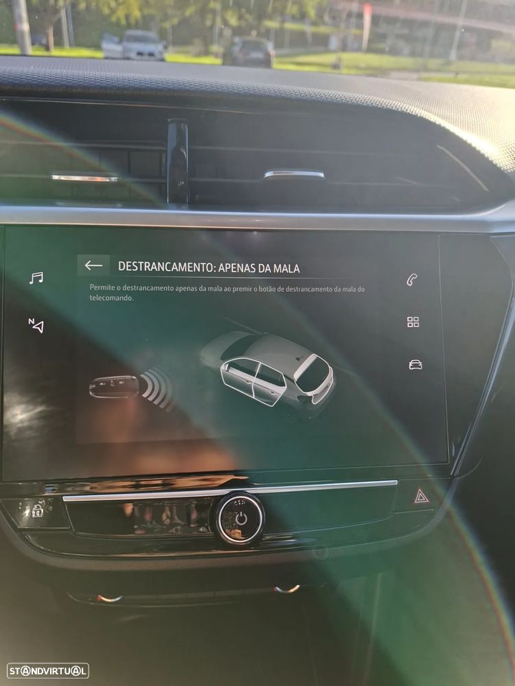 Opel Corsa 1.2 T Elegance - 24