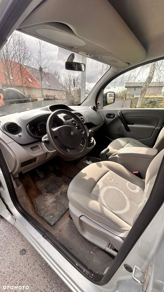 Renault Kangoo 1.6 8V Helios - 9