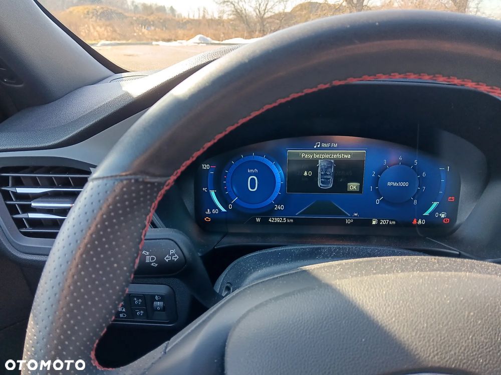 Ford Kuga 1.5 EcoBoost FWD ST-Line - 10