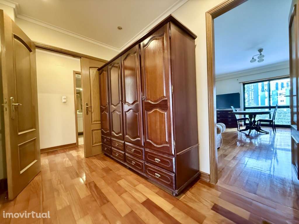 Apartamento T2 com parqueamento em Odivelas - Grande imagem: 3/14