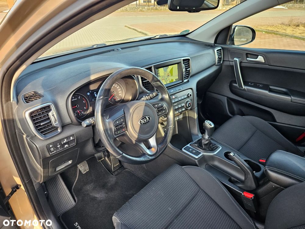 Kia Sportage 2,0 CRDI 2WD Vision - 8