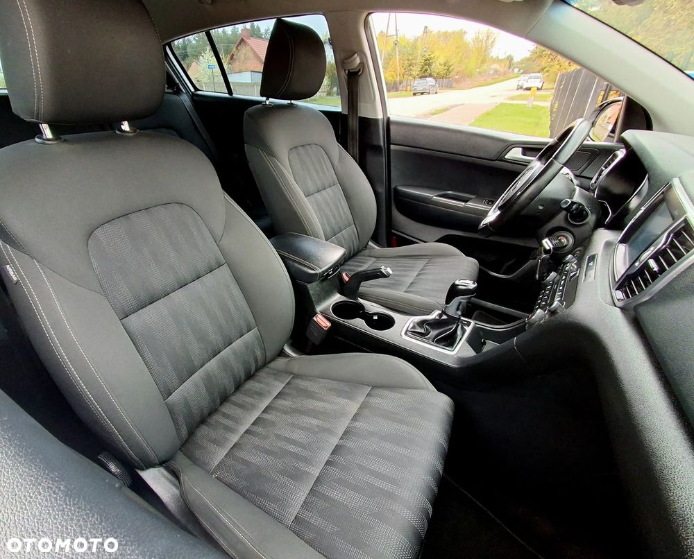 Kia Sportage 1.7 CRDI 2WD Dream-Team Edition - 18