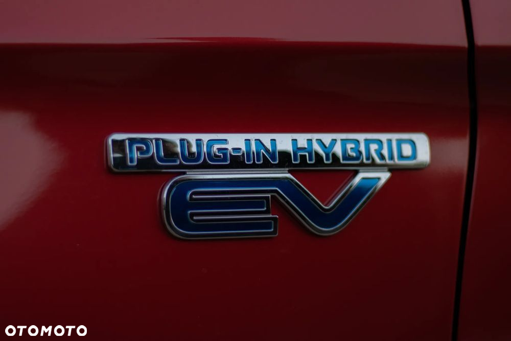 Mitsubishi Outlander - 5
