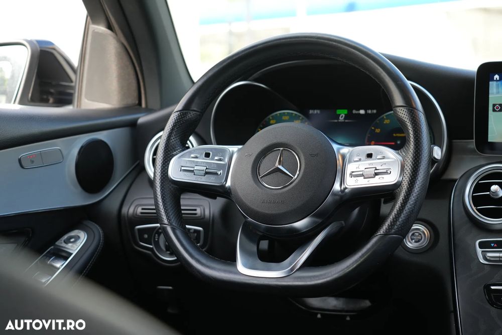 Mercedes-Benz GLC - 9