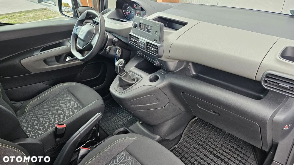 Peugeot Rifter 1.5 BlueHDI Active - 12