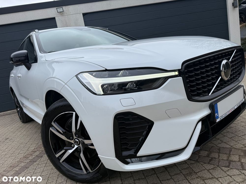 Volvo XC 60 B4 D AWD Plus Dark - 3