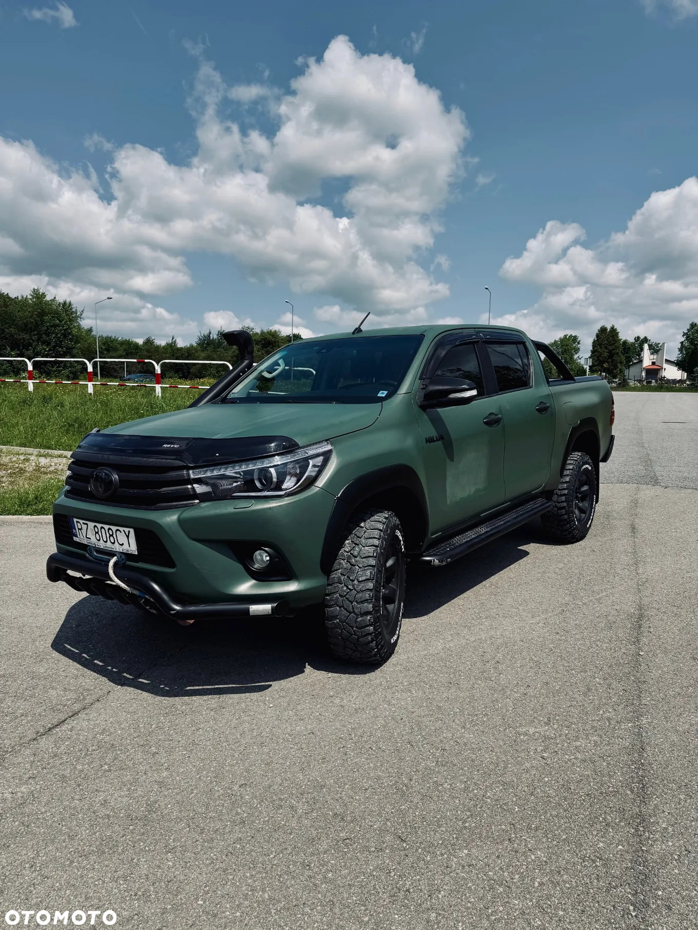 Toyota Hilux 2.4 D-4D Double Cab SR5 4x4