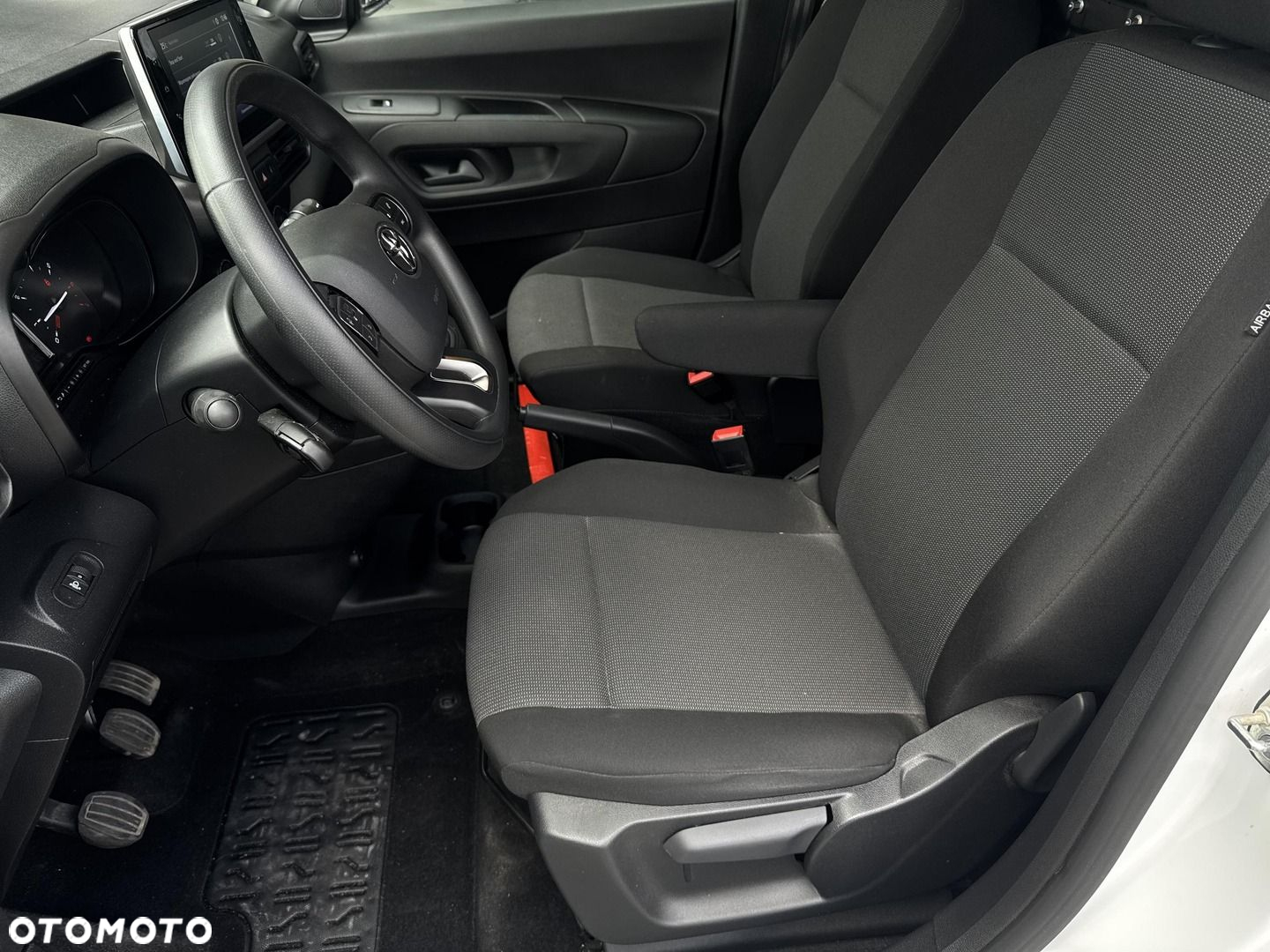 Toyota PROACE CITY - 12