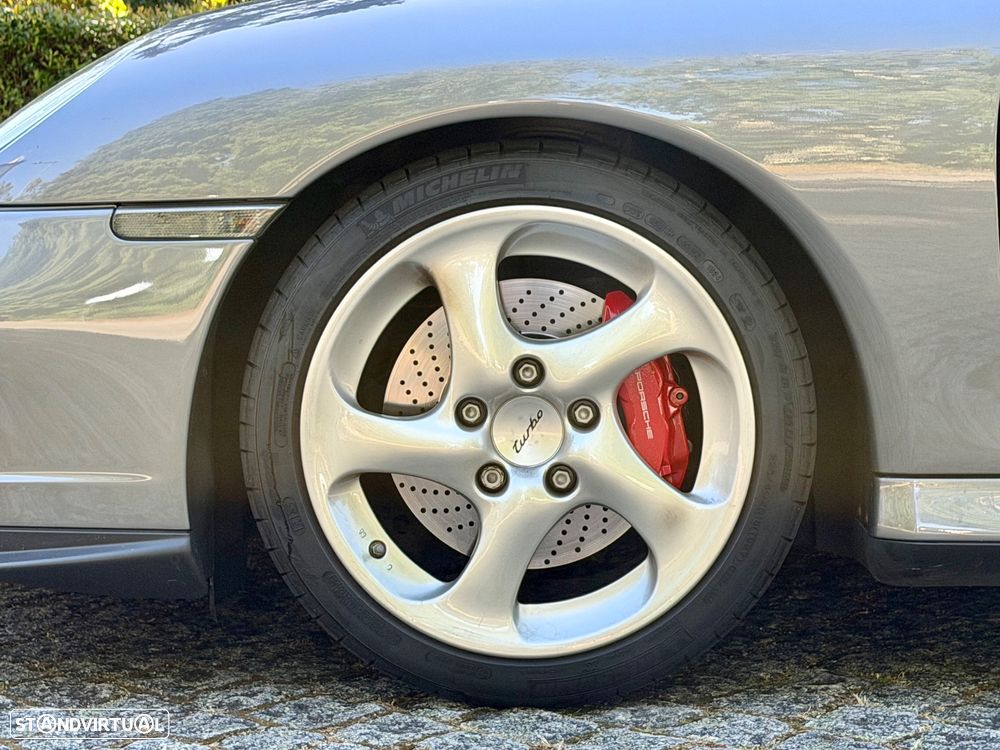 Porsche 911 (996) - 7