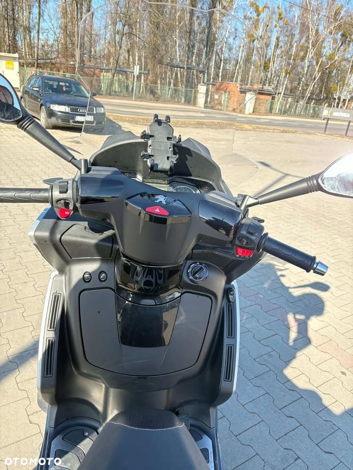 Peugeot Metropolis - 5