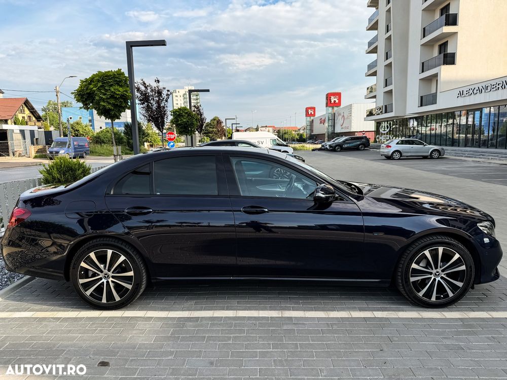 MERCEDES-BENZ E-Class 2019 — imagine 3