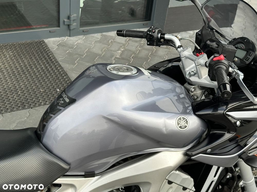 Yamaha FZ6 - 14