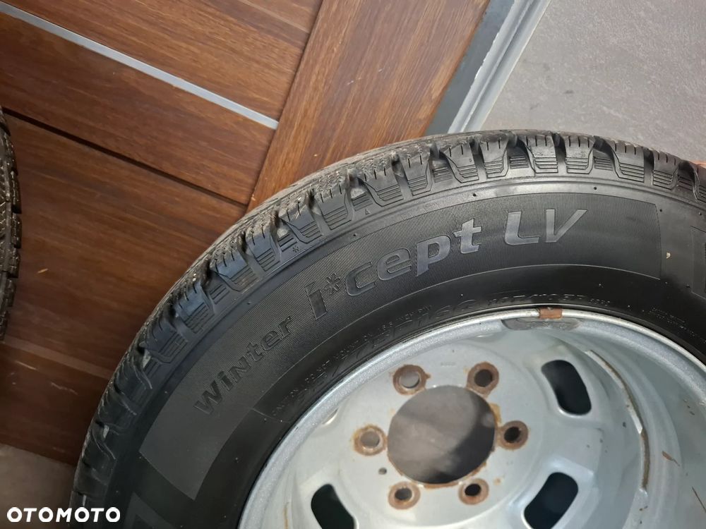Koła 4x felgi z oponami Iveco Daily bliźniak 2016 rok opony Hankook zima 195/75/R16C bieżnik opon komplet po 5mm - 5
