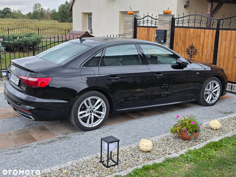 Audi A4 Limousine - 16