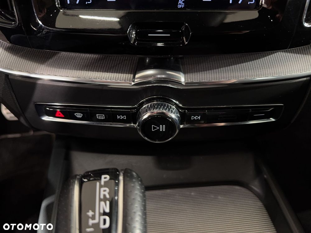 Volvo XC 60 - 29
