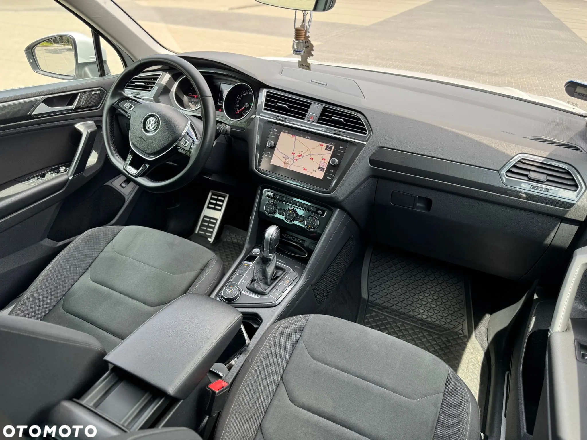 Volkswagen Tiguan 2.0 TDI SCR 4MOTION DSG Highline - 16