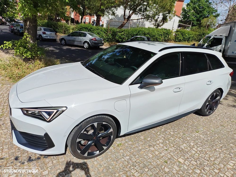 Cupra Leon ST 1.4 e-Hybrid MID DSG - 4