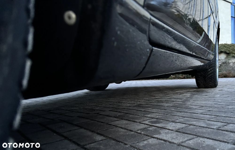 Volvo V70 2.4 Momentum - 28