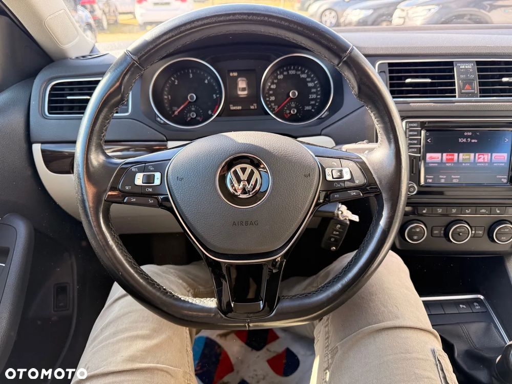 Volkswagen Jetta 2.0 TDI DPF BMT Comfortline - 28