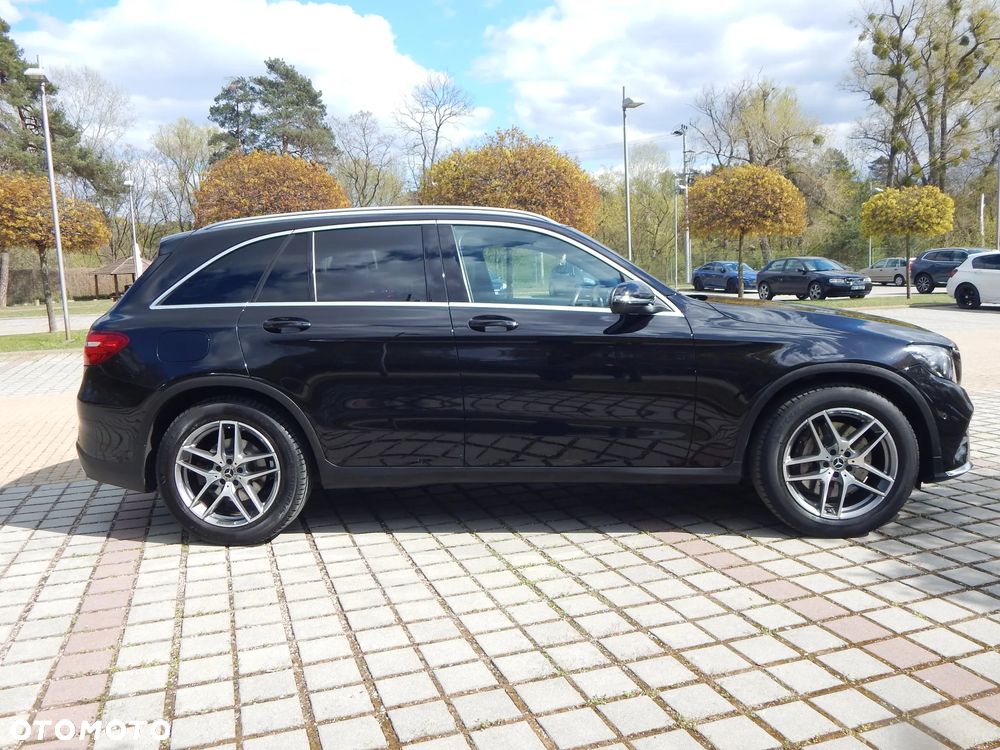 Mercedes-Benz GLC - 4
