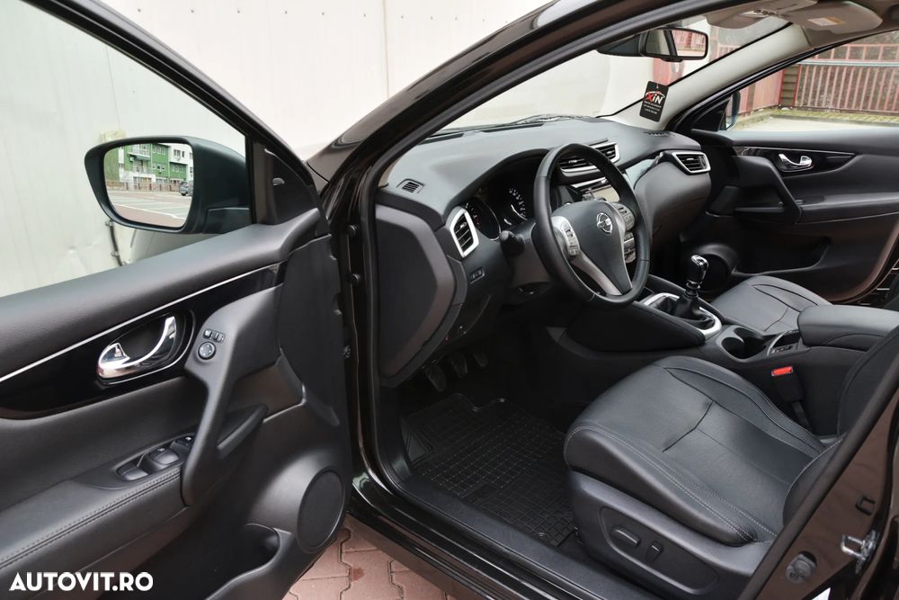 Nissan Qashqai 1.6 DCI Start/Stop 4X4-i Tekna - 9