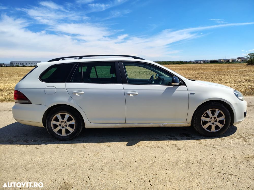 Volkswagen Golf 1.6 TDI DPF MATCH - 6