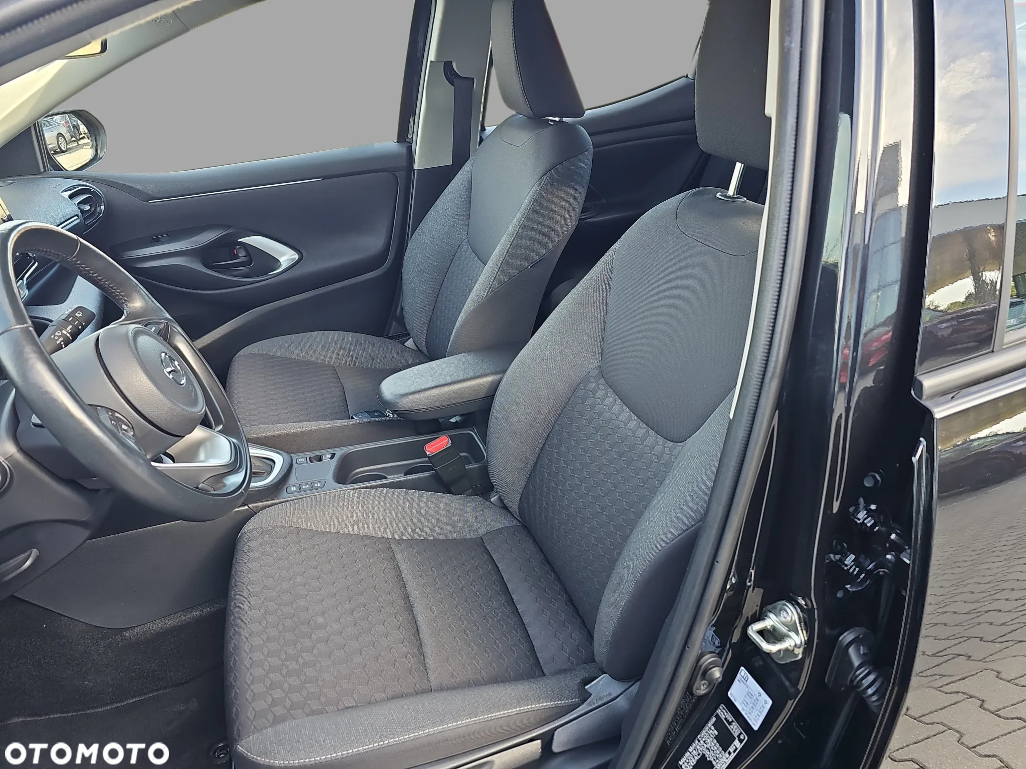 Mazda 2 - 11