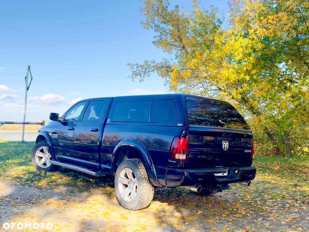 Dodge RAM 5.7 4x4 - 21