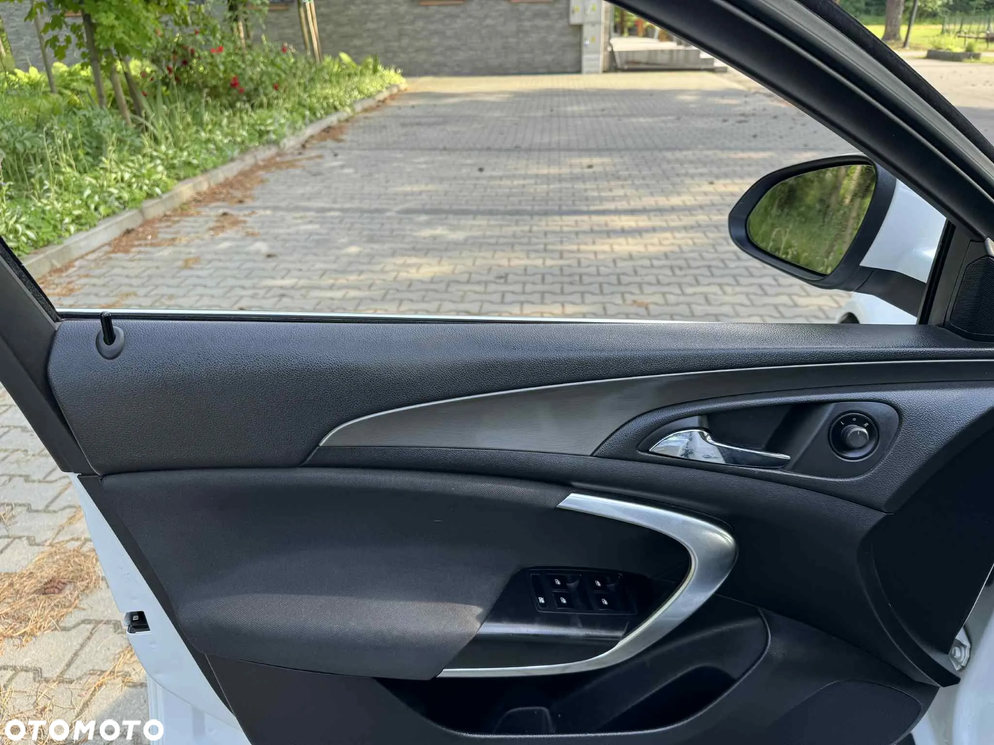 Opel Insignia 2.0 CDTI Cosmo ecoFLEX - 10