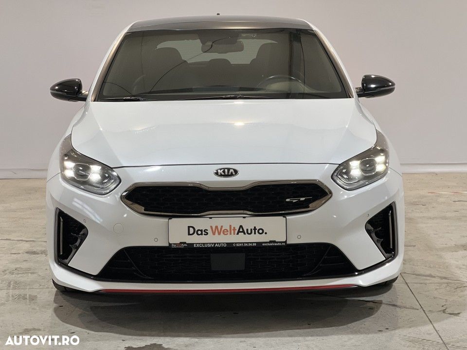 Kia Ceed - 31
